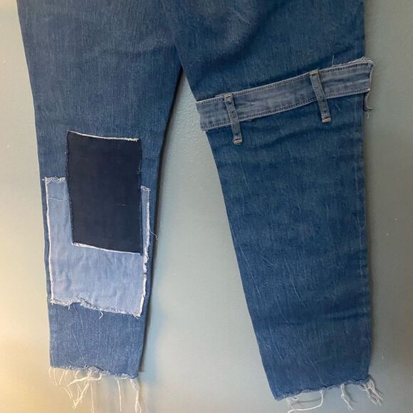 Old Navy Power Slim Straight Distressed High Rise Jeans 8 - Picture 7 of 7